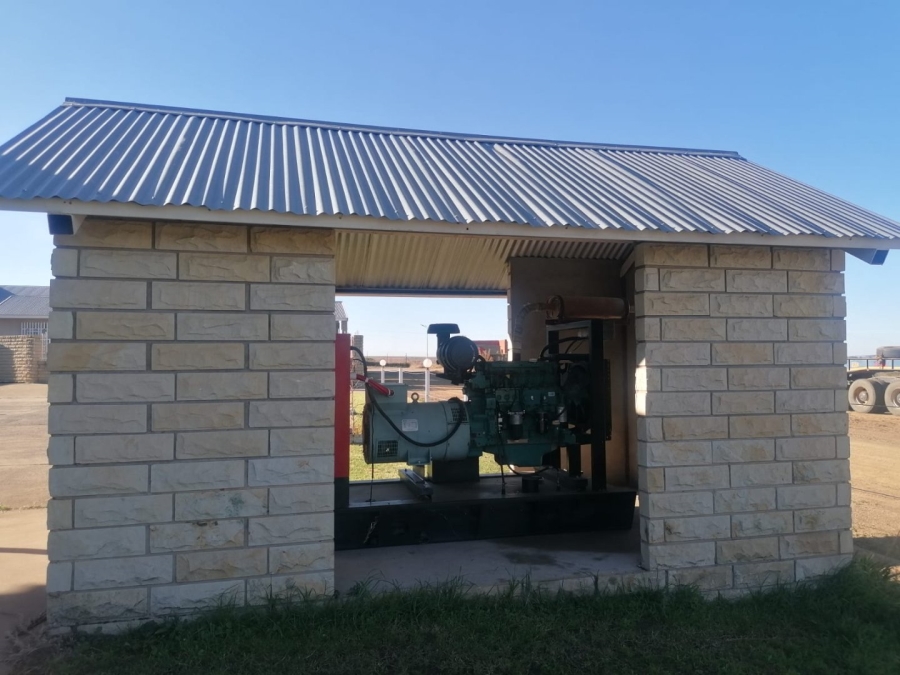 4 Bedroom Property for Sale in Ladybrand Free State